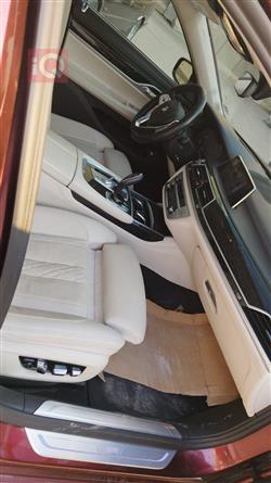 بي ام دبليو الفئة 7